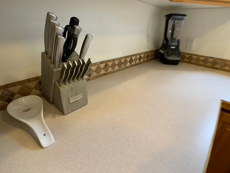 1702 SE Karena Ct — Photo 36