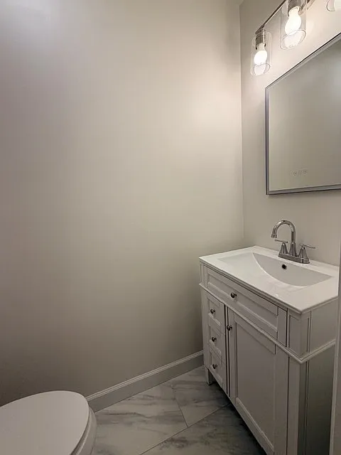3 bed, 1.5 bath, 992 sqft, $2,795 — Photo 3