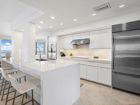 3rd image of 2600 S Ocean Blvd APT 201