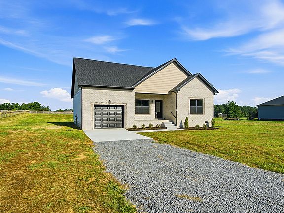 2nd image of 719 Mount Vernon Rd