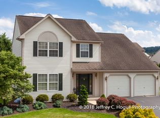 513 Calabria Dr, Blandon, PA 19510