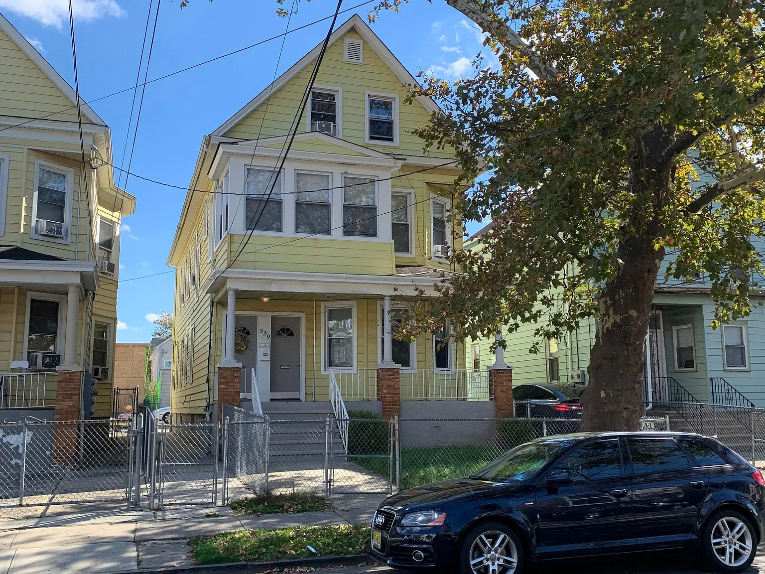 3 bed, 1.0 bath, $2,400 — Photo 1