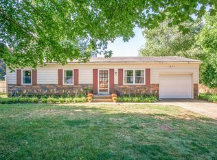 1678 Stratford Ave, Dorr, MI 49323