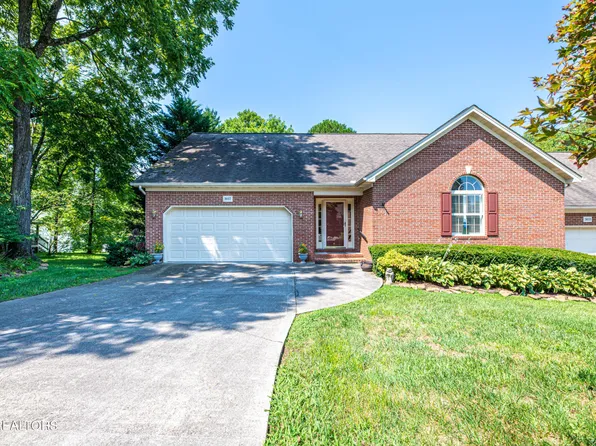 3037 Ginnbrooke Ln, Knoxville, TN 37920