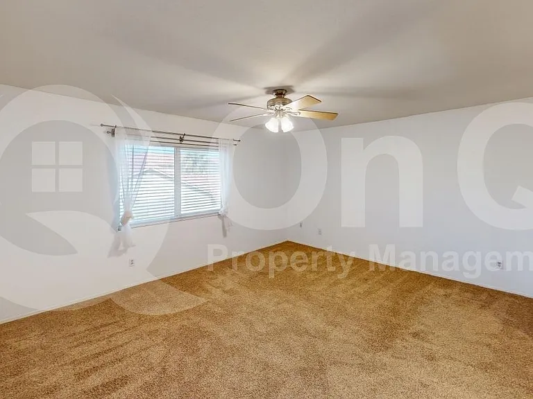 4314 E Frye Rd — Photo 12