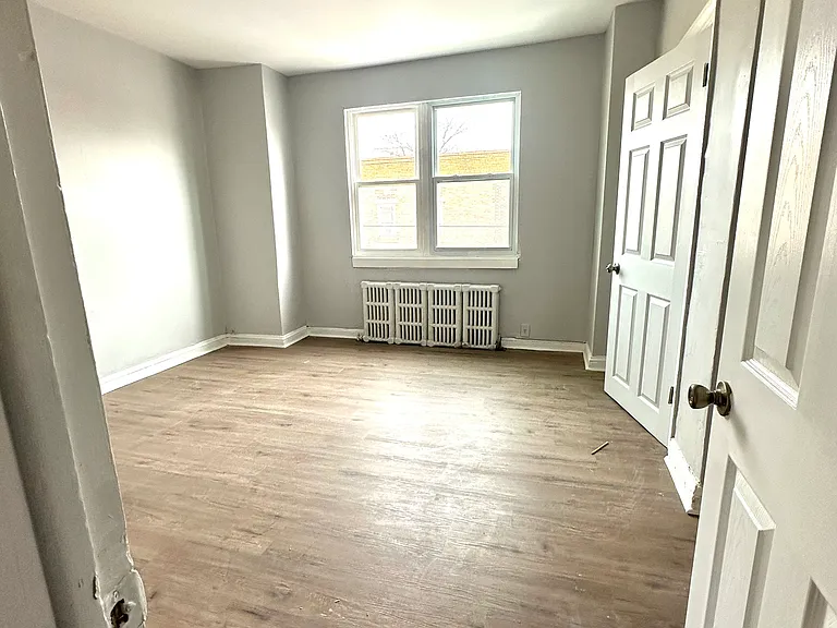 1452 S 27th St — Photo 12