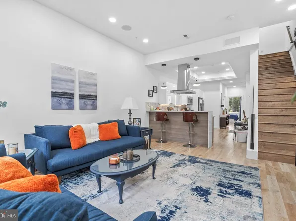 2808 Master St #2, Philadelphia, PA 19121