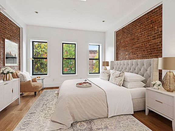 5th image of 319 W 137th St