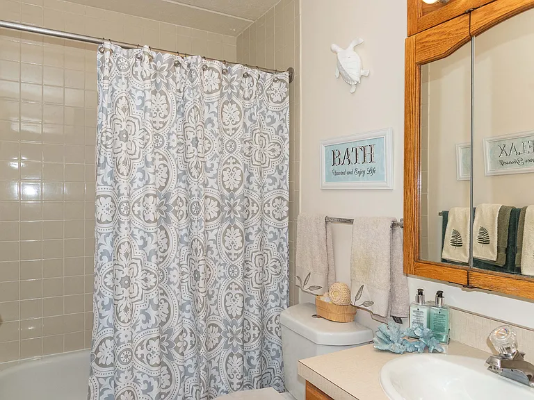 Kimball Court Bath