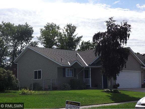 3rd image of 1518 Peach Dr NE