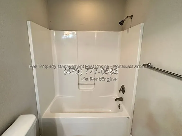 2733 W Kilimanjaro Way — Photo 14