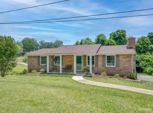 980 Brookside Camp Rd, Hendersonville, NC 28792