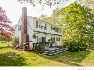 75A Glenwood Rd, Clinton, CT 06413