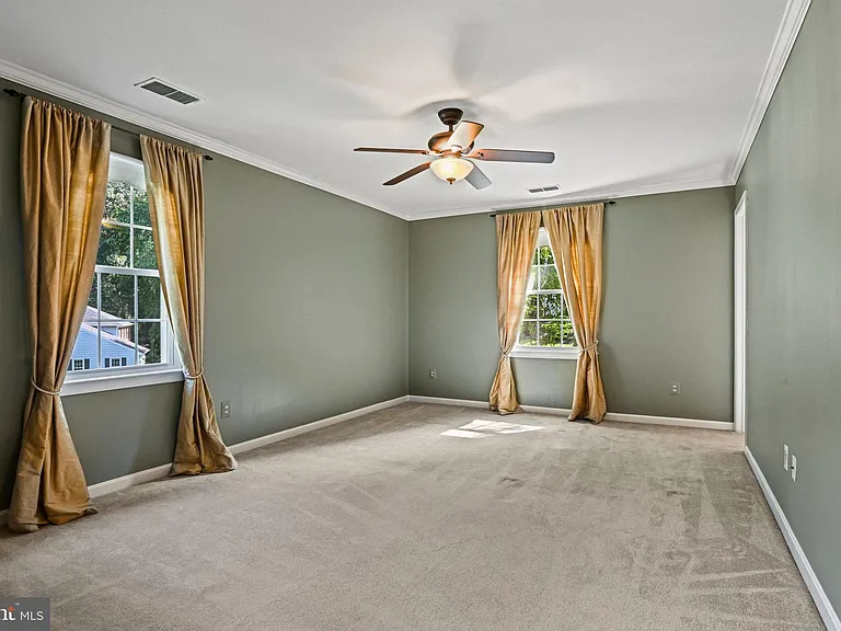 11919 Latigo Ln — Photo 16