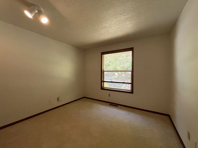 12740 SW Trigger Dr — Photo 32