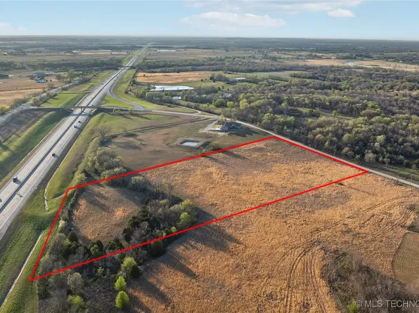 2 S 417th East Ave, Porter, OK 74454