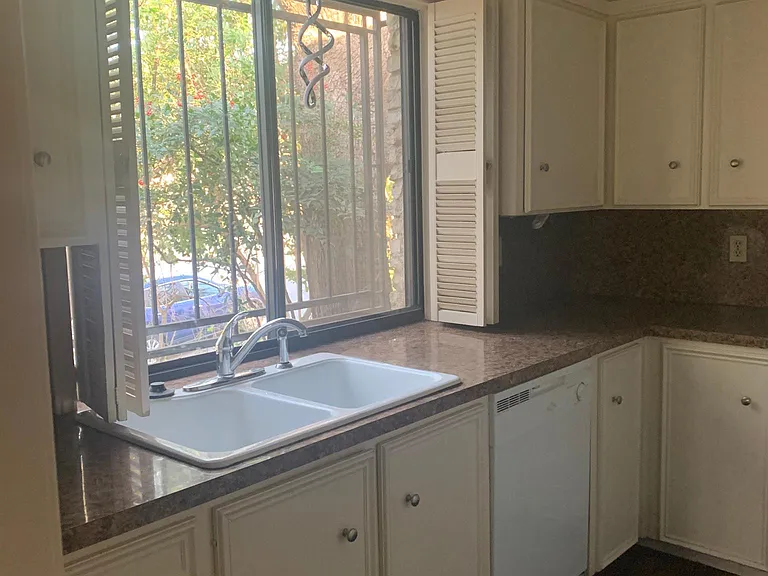 2328B Hartford Rd #B — Photo 28
