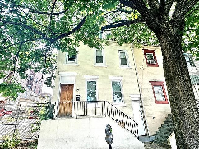 1st image of 330 N 7th St