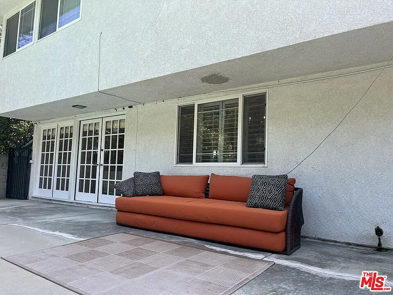 5819 Fairhaven Ave — Photo 12