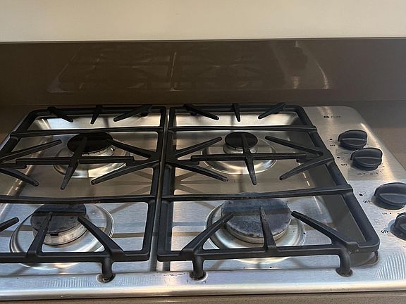 2nd image of 2821 S 8th Ave