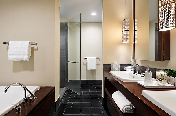 Rented by Compass | media 42