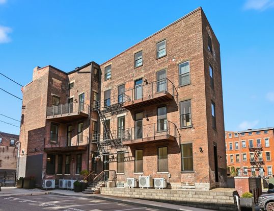 1508 Pleasant St #201, Cincinnati, OH 45202