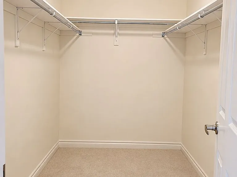 1029 Trailsview Ave — Photo 16