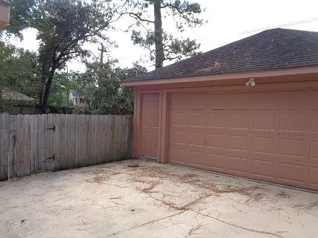 12607 Big Stone Dr — Photo 26