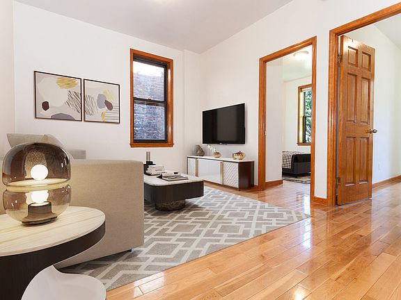 2nd image of 125 E 88th St #2CC