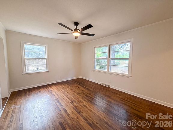 4th image of 1077 Allendale Cir