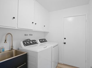 909 Newcastle Ct, Modesto, CA 95355