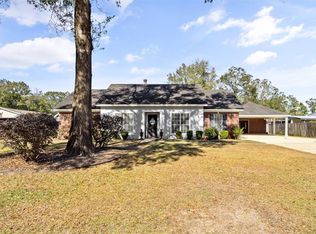761 Laurelwood Dr E, Satsuma, AL 36572