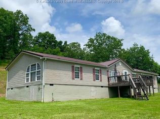 823 Springdale Dr, Charleston, WV 25302