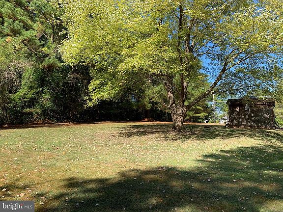 4th image of 48683 Beachville Rd