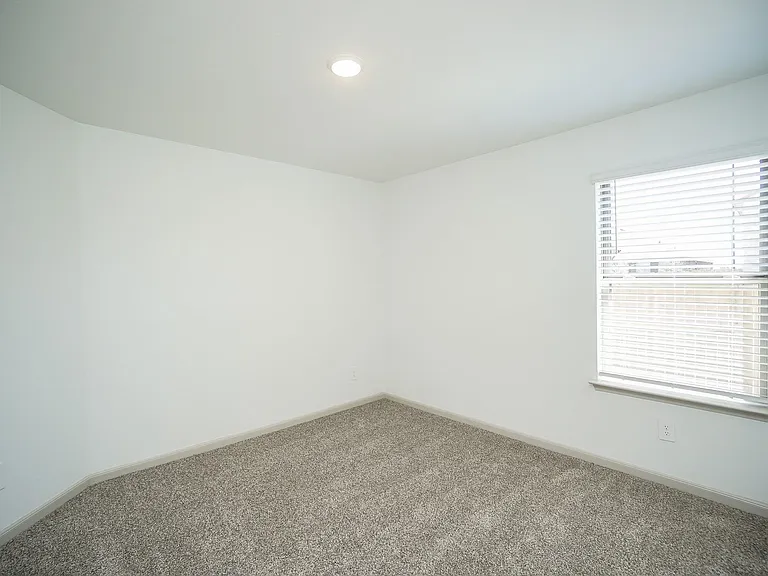 3318 Parker Trace Dr — Photo 22