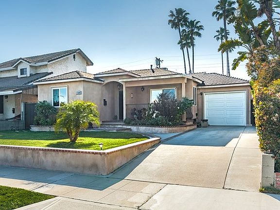 2nd image of 1319 N Griffith Park Dr