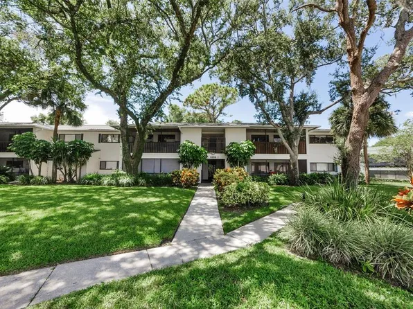 3259 Fox Chase Cir N APT 106, Palm Harbor, FL 34683