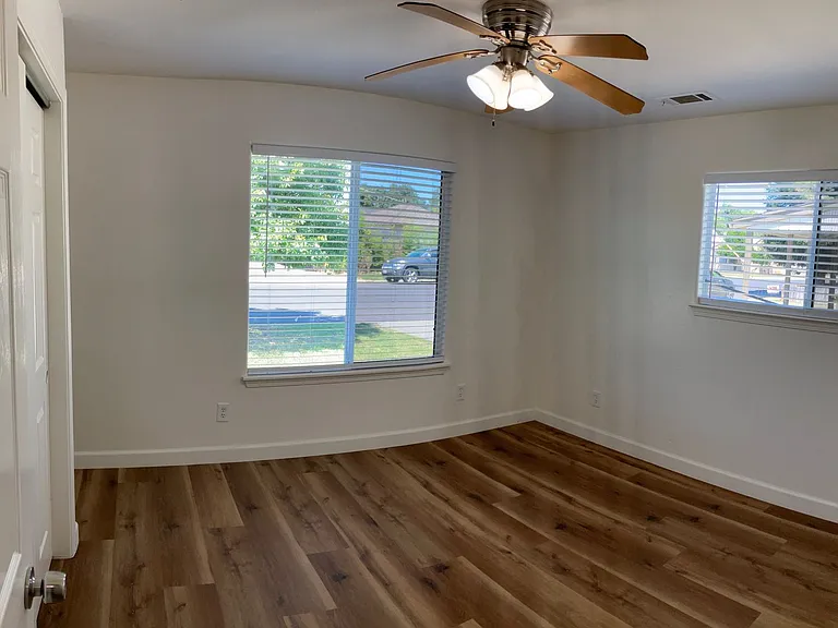 236 Fusco Ave — Photo 8