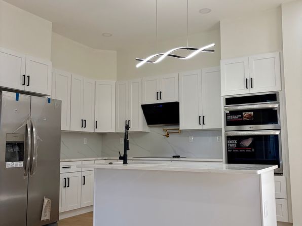 865 W Lancaster Ave #3