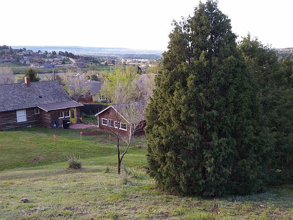 5th image of 253 Dixie Stree