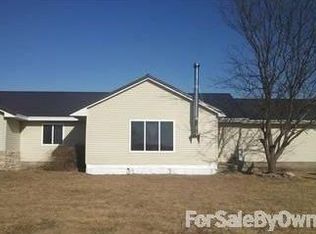 47502 329th St, Elk Point, SD 57025