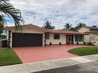 1740 W 79th St, Hialeah, FL 33014