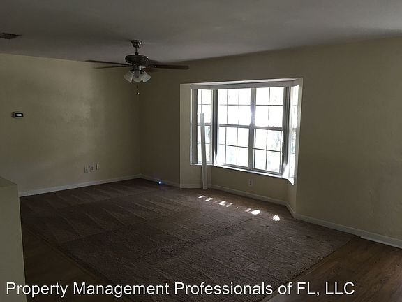 4th image of 1947 S Carolina Ave NE