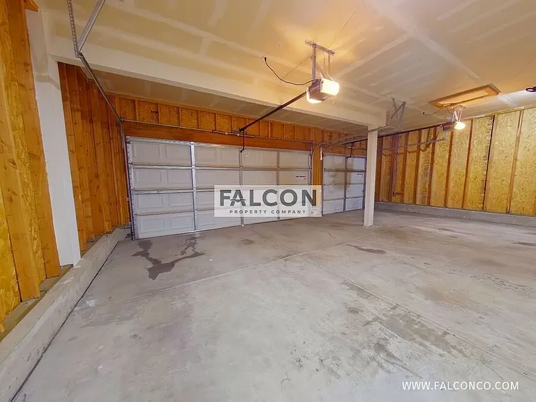 6536 Graymont Dr — Photo 20