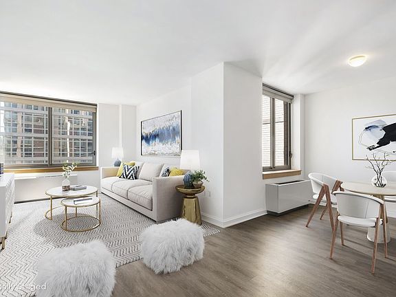3rd image of 35 W 33rd St APT 35D