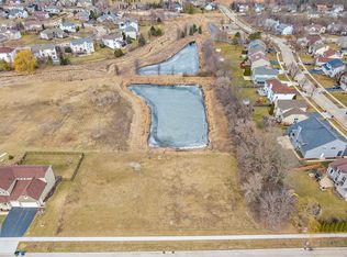 1530 Westbourne Pkwy, Algonquin, IL