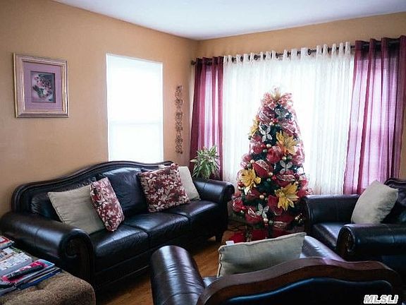 2nd image of 16616 115th Ave