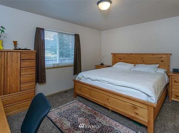 5th image of 4011 166th St NE #A