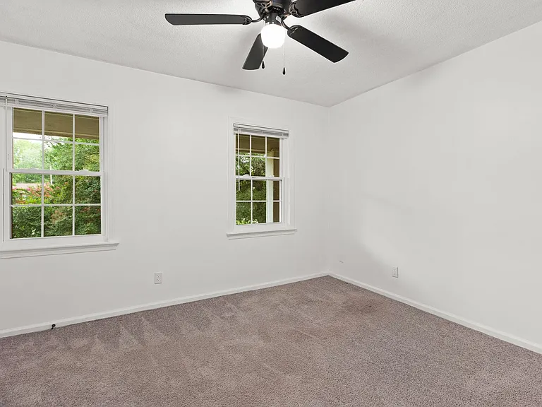 1303 W Meadowview Rd #F — Photo 10