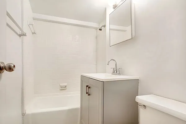 Rented by Corcoran | media 11